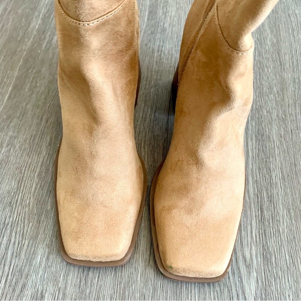 Tan Chunky Heeled Booties
